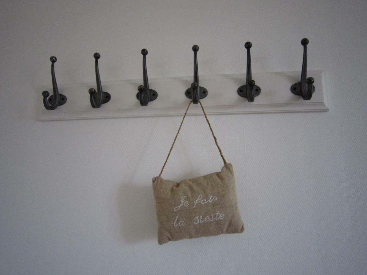 Maison De Charme A La Rochelle Croix-Chapeau 外观 照片