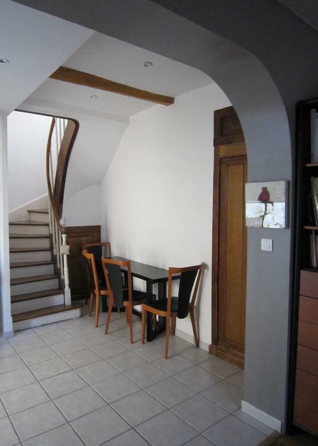 Maison De Charme A La Rochelle Croix-Chapeau 外观 照片